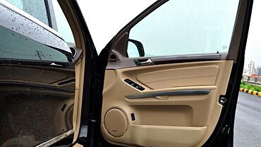 Mercedes-Benz GL Door Handles