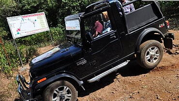 Discontinued Mahindra Thar 2012 Left Front Three Quarter