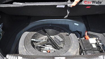 Discontinued Jaguar XF 2013 Boot Space