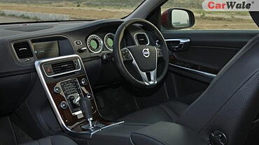 Discontinued Volvo S60 2013 Dashboard