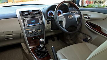Discontinued Toyota Corolla Altis 2011 Dashboard
