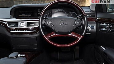 Discontinued Mercedes-Benz S-Class 2010 Dashboard