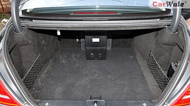 Discontinued Mercedes-Benz S-Class 2010 Boot Space