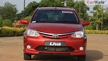 Toyota Etios Liva [2011-2013] Front View