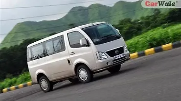 tata intra venture passenger van price