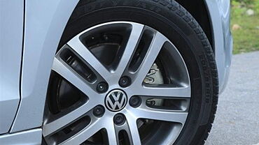 Volkswagen Jetta [2013-2015] Wheels-Tyres