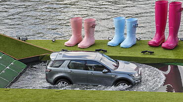 Land rover 2025 pink boots