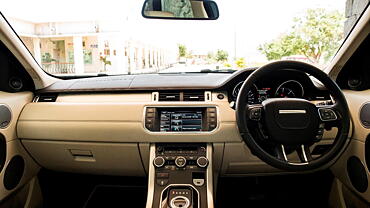 Land Rover Range Rover Evoque [2014-2015] Front View