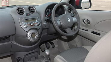 Discontinued Renault Pulse 2012 Interior
