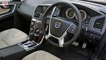 Discontinued Volvo XC60 2013 Interior