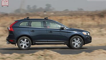 Discontinued Volvo XC60 2013 Driving