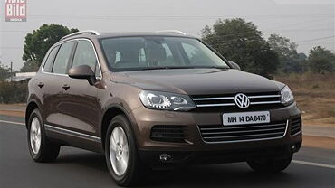 Volkswagen Touareg Driving