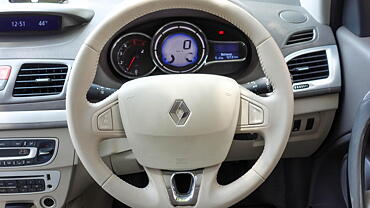 Renault Fluence [2014-2017] Steering Wheel