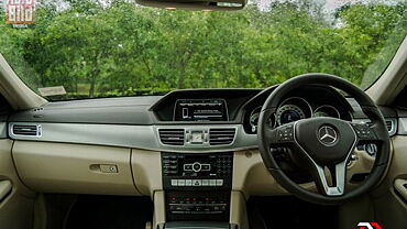 Mercedes-Benz E-Class [2013-2015] Dashboard