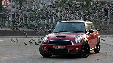 MINI Cooper S [2014-2015] Front View