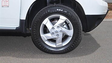 Discontinued Renault Duster 2012 Wheels-Tyres