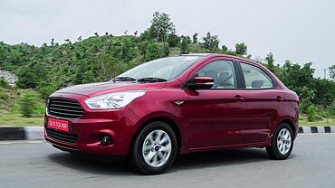 Discontinued Ford Aspire 2015 Driving