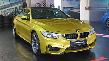 Discontinued BMW M4 2014 Right Front Three Quarter