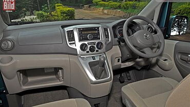 Nissan Evalia [2012-2014] Dashboard