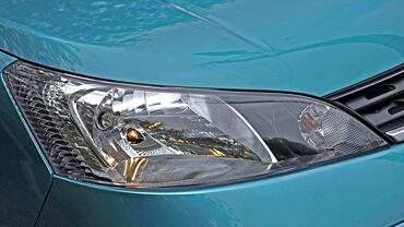 Nissan Evalia [2012-2014] Headlamps