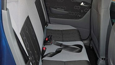Maruti Suzuki Alto 800 [2012-2016] Rear Seat Space