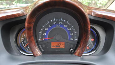 Honda Mobilio Instrument Panel