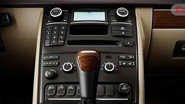 Discontinued Volvo XC90 2007 Interior