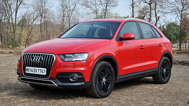 Discontinued Audi Q3 2012 Left Front Three Quarter