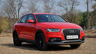 Discontinued Audi Q3 2012 Right Front Three Quarter