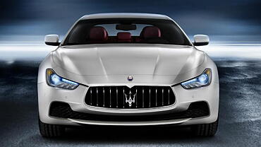 Discontinued Maserati Ghibli 2015 Front View