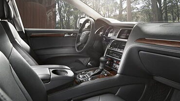 Discontinued Audi Q7 2015 Steering Wheel