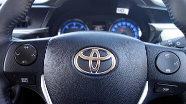Toyota Corolla Altis [2014-2017] Steering Wheel