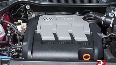 Discontinued Volkswagen Cross Polo 2013 Engine Bay