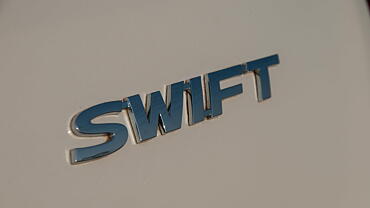 Discontinued Maruti Suzuki Swift 2014 Badges