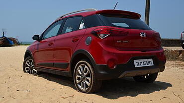 Discontinued Hyundai i20 Active 2015 Side Mouldings