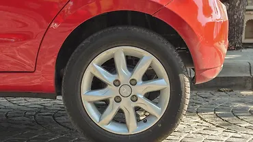 Tata Bolt Rims Tata Bolt Images - Bolt Interior & Exterior Photo Gallery [100+ Images ...