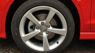 Discontinued Audi A3 2014 Wheels-Tyres