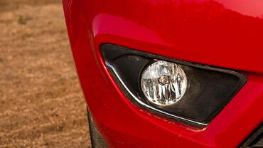 Tata bolt deals fog lamp cover