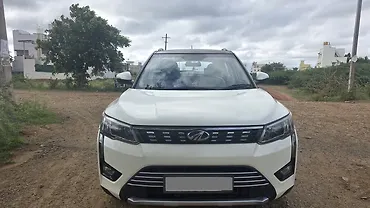 2022 Mahindra XUV300 W8 (O) 1.2 Petrol AMT