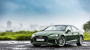 Audi RS5 Left Front Three Quarter