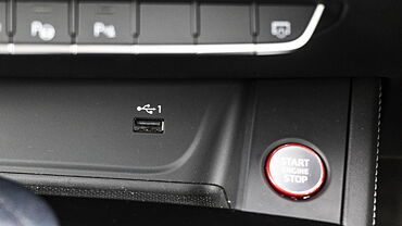 Audi RS5 USB Port/AUX/Power Socket/Wireless Charging