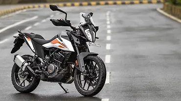 KTM 390 Duke, RC390 and 390 Adventure 