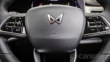 Mahindra XUV700 Steering Wheel