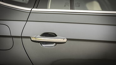 Volkswagen Virtus [2022-2023] Rear Door Handle