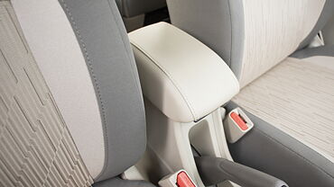 Toyota Rumion Front Centre Arm Rest