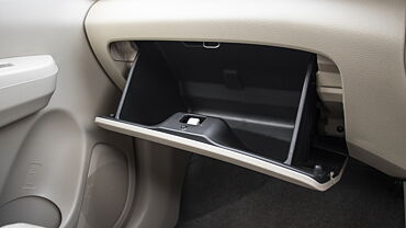 Toyota Rumion Glove Box