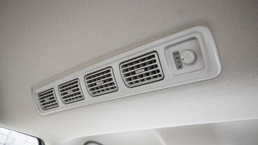 Toyota Rumion Second Row Air Vent