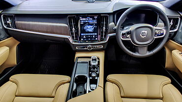 Discontinued Volvo S90 2021 Dashboard