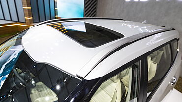 Discontinued Kia Carens 2022 Car Roof