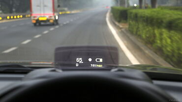 Maruti Suzuki Brezza Head-Up Display (HUD)